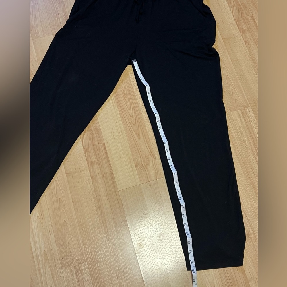 ❤️Chelsea 28 Black Jumpsuit with pockets elastic tie waist straight leg Size MP - Picture 8 of 9
